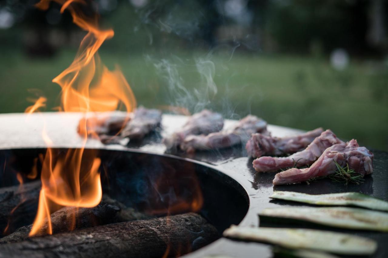 Glamping In Toscana, Luxury Tents In Agriturismo Biologico ソラーノ エクステリア 写真