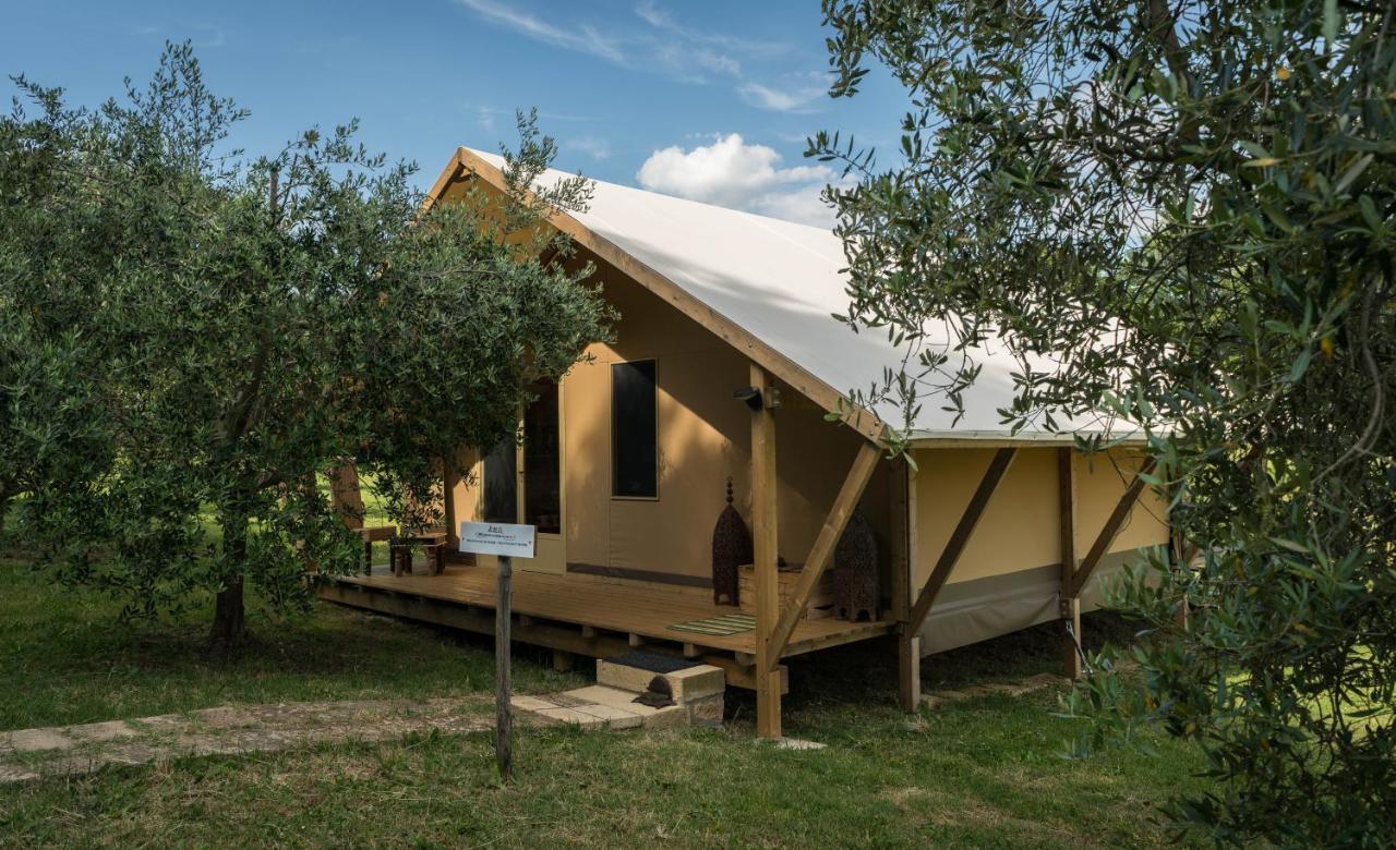 Glamping In Toscana, Luxury Tents In Agriturismo Biologico ソラーノ エクステリア 写真