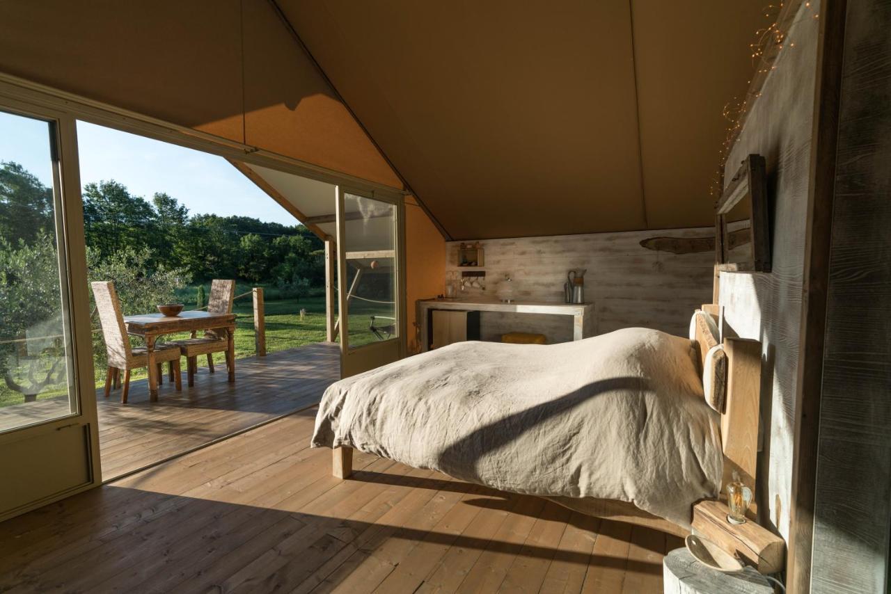 Glamping In Toscana, Luxury Tents In Agriturismo Biologico ソラーノ エクステリア 写真