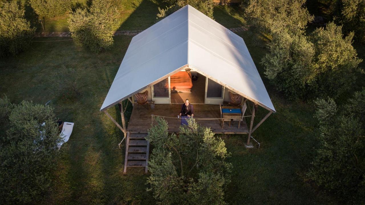 Glamping In Toscana, Luxury Tents In Agriturismo Biologico ソラーノ エクステリア 写真